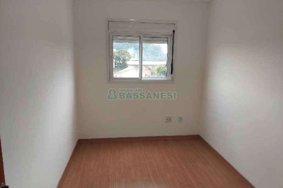 Apartamento com 62m², 2 dormitórios, 1 vaga, no bairro Desvio Rizzo em Caxias do Sul para Comprar