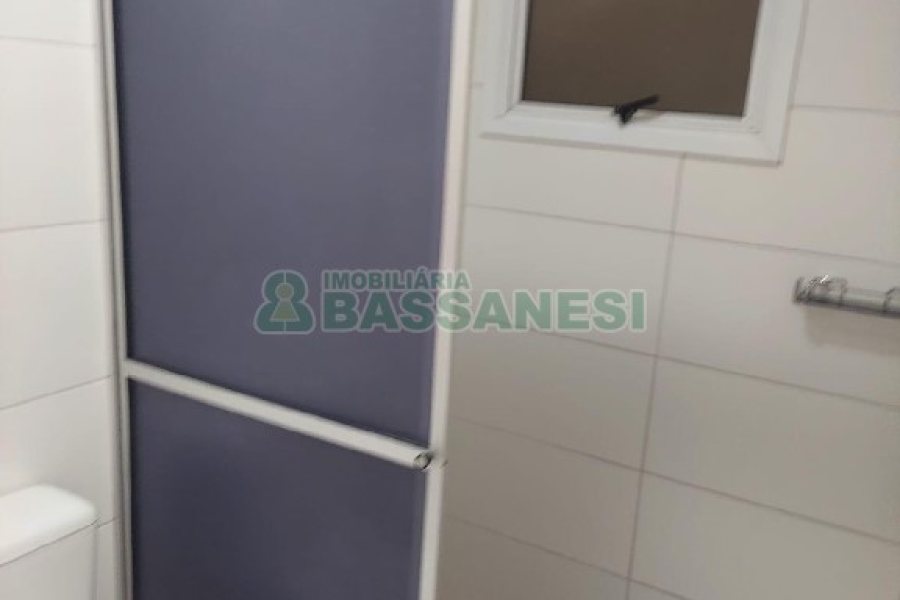 Apartamento com 62m², 2 dormitórios, 1 vaga, no bairro Desvio Rizzo em Caxias do Sul para Comprar