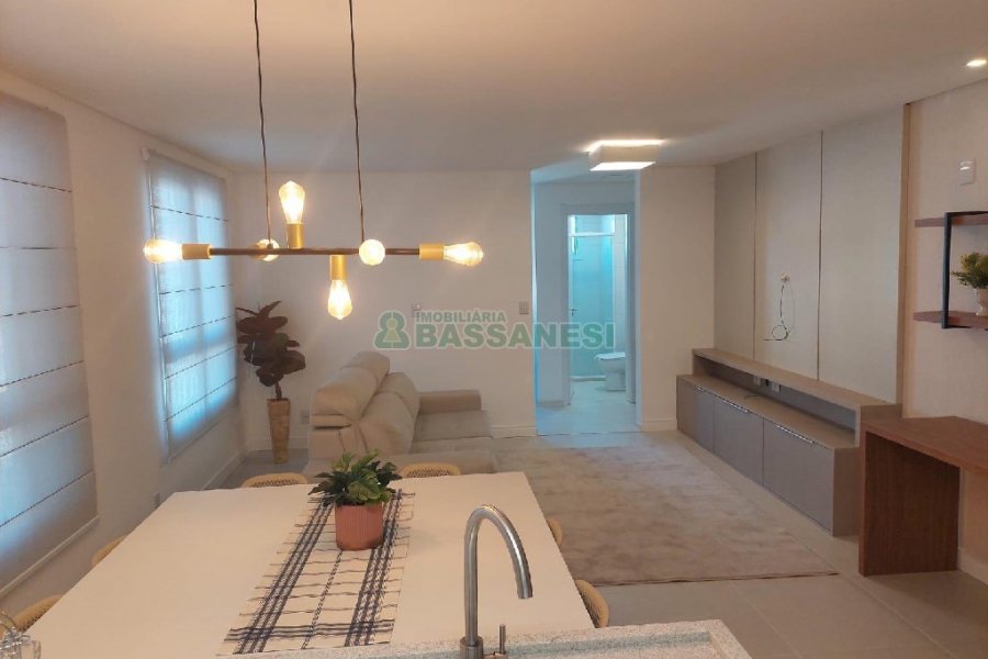 Apto Mobiliado com 55m², 1 dormitório, 1 vaga, no bairro Centro em Caxias do Sul para Alugar