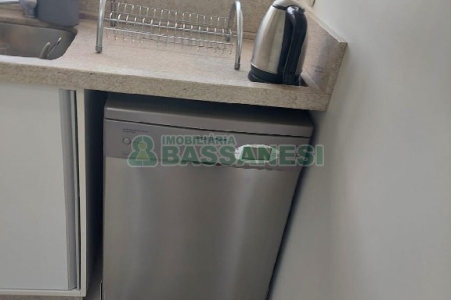 Apto Mobiliado com 117m², 3 dormitórios, 2 vagas, no bairro Cruzeiro em Caxias do Sul para Comprar