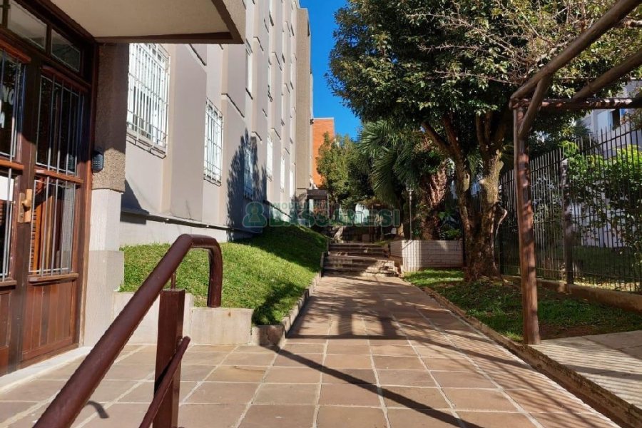 Apartamento com 95m², 3 dormitórios, no bairro Pio X em Caxias do Sul para Comprar