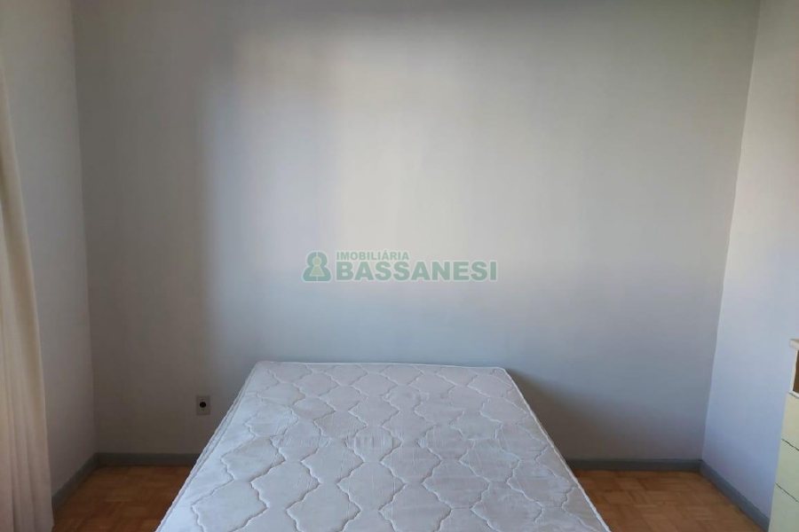 Apartamento com 95m², 3 dormitórios, no bairro Pio X em Caxias do Sul para Comprar