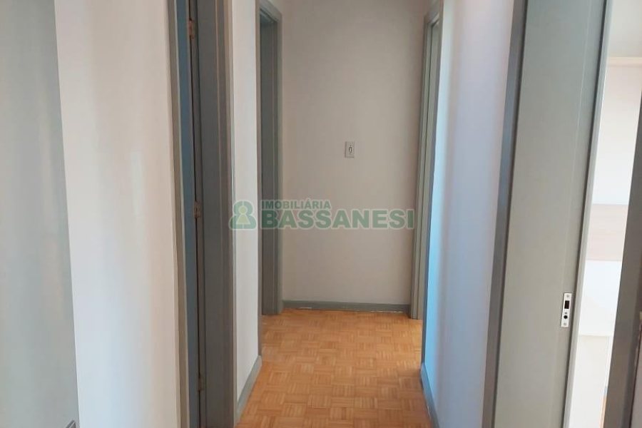Apartamento com 95m², 3 dormitórios, no bairro Pio X em Caxias do Sul para Comprar
