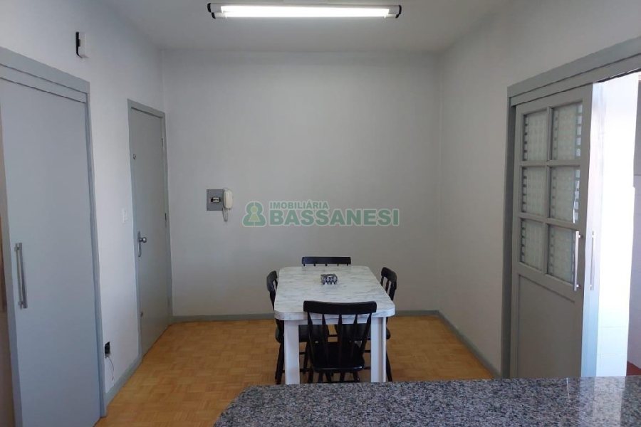 Apartamento com 95m², 3 dormitórios, no bairro Pio X em Caxias do Sul para Comprar
