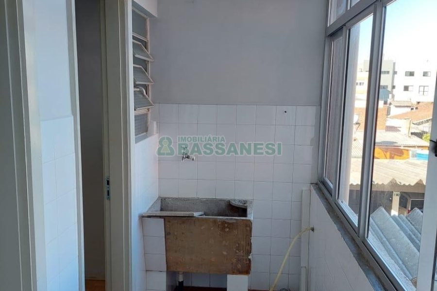 Apartamento com 95m², 3 dormitórios, no bairro Pio X em Caxias do Sul para Comprar