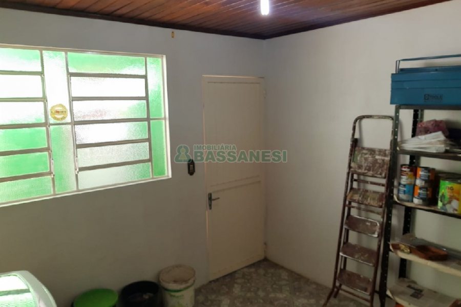 Casa com 161m², 3 dormitórios, 2 vagas, no bairro Nossa Senhora de Fátima em Caxias do Sul para Comprar