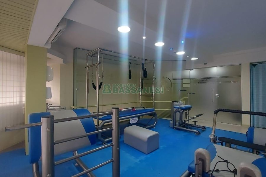 Loja Mobiliada com 32m², no bairro Cristo Redentor em Caxias do Sul para Alugar