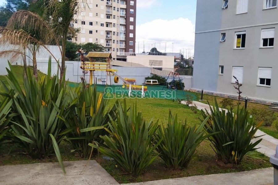 Apartamento com 62m², 3 dormitórios, 2 vagas, no bairro De Lazzer em Caxias do Sul para Alugar