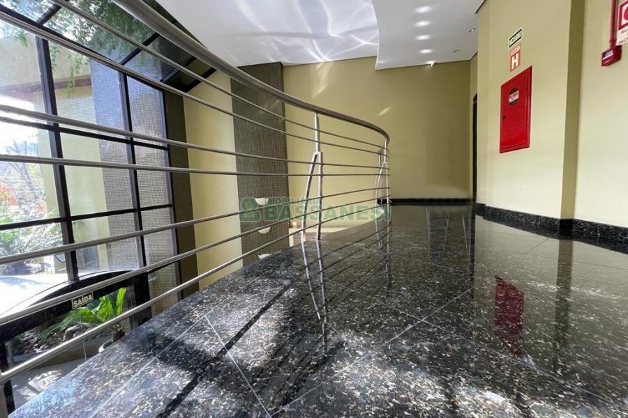 Apartamento com 50m², 1 dormitório, no bairro Centro em Caxias do Sul para Alugar