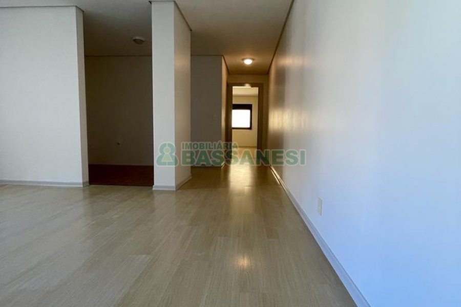 Apartamento com 50m², 1 dormitório, no bairro Centro em Caxias do Sul para Alugar
