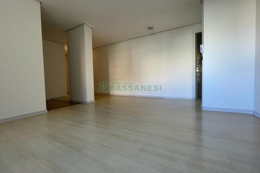 Apartamento com 50m², 1 dormitório, no bairro Centro em Caxias do Sul para Alugar