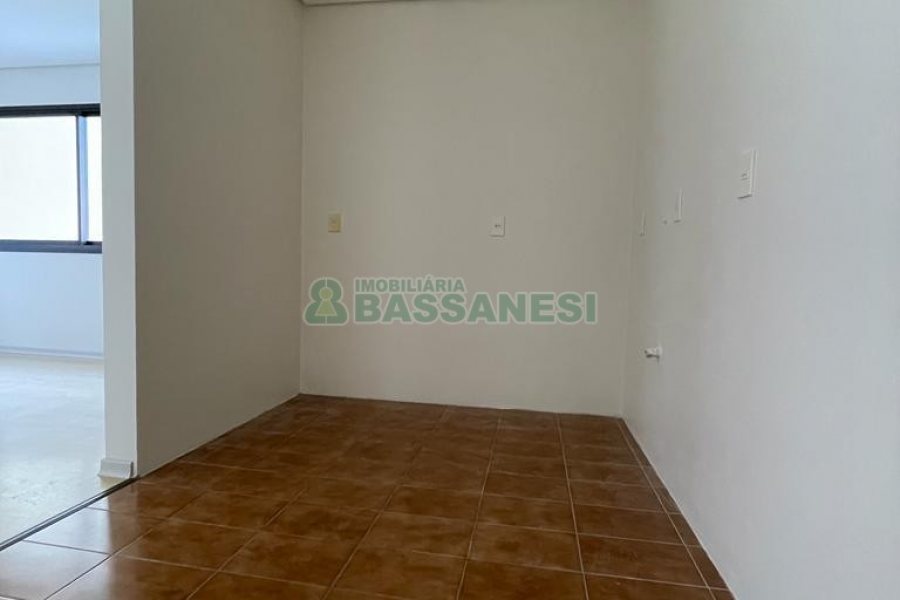 Apartamento com 50m², 1 dormitório, no bairro Centro em Caxias do Sul para Alugar