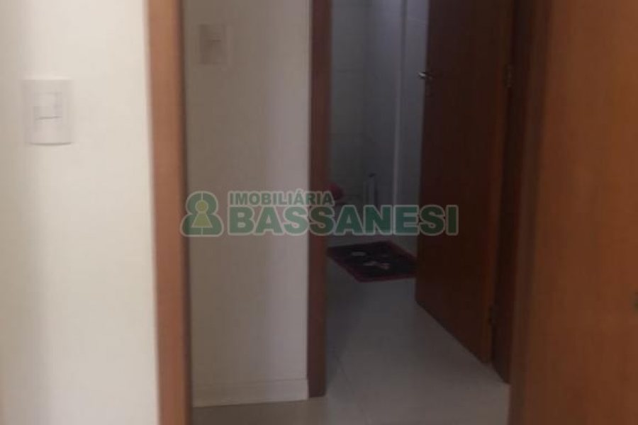 Apartamento com 52m², 2 dormitórios, no bairro Desvio Rizzo em Caxias do Sul para Alugar