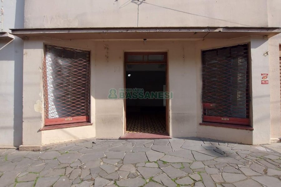 Loja com 70m², no bairro Galópolis em Caxias do Sul para Alugar