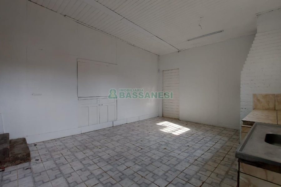 Loja com 70m², no bairro Galópolis em Caxias do Sul para Alugar