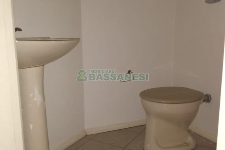 Loja com 60m², no bairro Centro em Caxias do Sul para Alugar