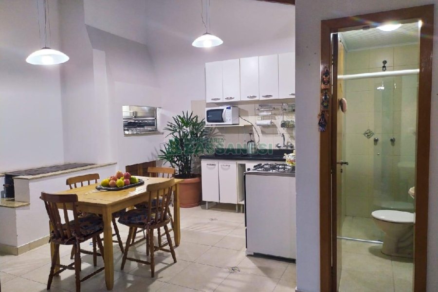 Casa com 249m², 3 dormitórios, 2 vagas, no bairro Desvio Rizzo em Caxias do Sul para Comprar