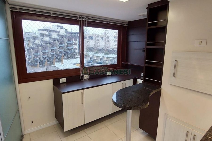 Apto Mobiliado com 120m², 3 dormitórios, 3 vagas, no bairro Jardim América em Caxias do Sul para Alugar