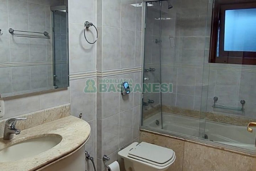 Apto Mobiliado com 120m², 3 dormitórios, 3 vagas, no bairro Jardim América em Caxias do Sul para Alugar