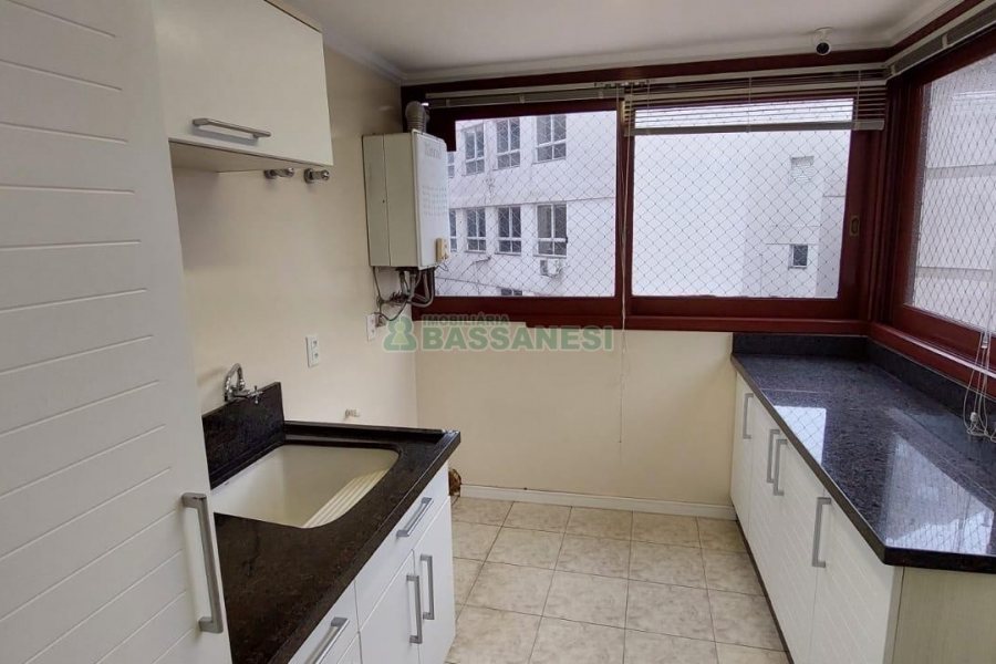 Apto Mobiliado com 120m², 3 dormitórios, 3 vagas, no bairro Jardim América em Caxias do Sul para Alugar