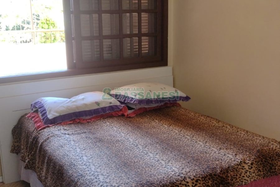 Apartamento com 168m², 3 dormitórios, 2 vagas, no bairro Marechal Floriano em Caxias do Sul para Comprar