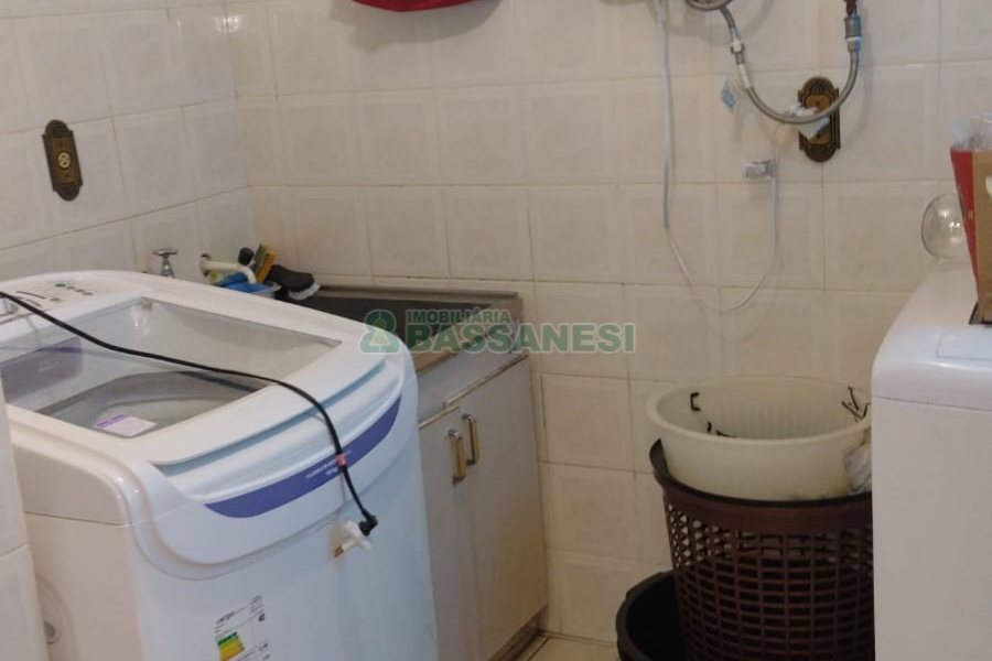 Apartamento com 168m², 3 dormitórios, 2 vagas, no bairro Marechal Floriano em Caxias do Sul para Comprar