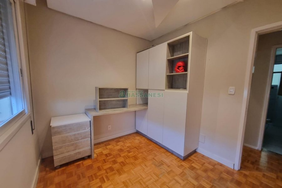 Apartamento com 105m², 3 dormitórios, 1 vaga, no bairro Centro em Caxias do Sul para Alugar