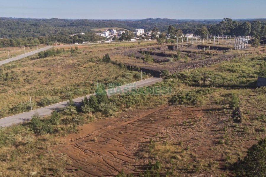 Terreno com 1522m², no bairro Distrito Industrial em Caxias do Sul para Comprar