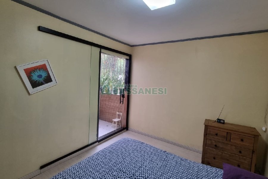 Casa com 295m², 4 dormitórios, 2 vagas, no bairro Charqueadas em Caxias do Sul para Comprar