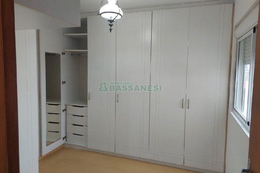 Apartamento com 100m², 3 dormitórios, 1 vaga, no bairro Villagio Iguatemi em Caxias do Sul para Alugar