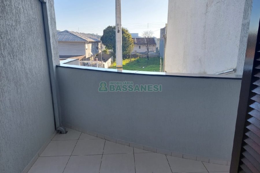 Casa com 240m², 3 dormitórios, 2 vagas, no bairro São Luiz em Caxias do Sul para Comprar