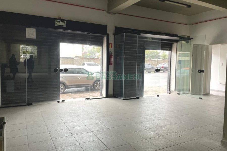 Loja com 180m², no bairro Lourdes em Caxias do Sul para Alugar