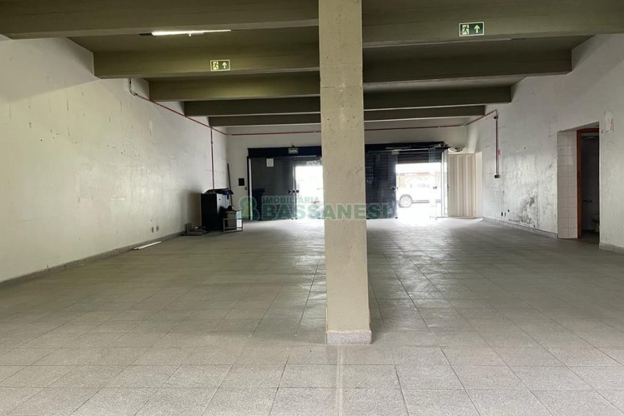 Loja com 180m², no bairro Lourdes em Caxias do Sul para Alugar