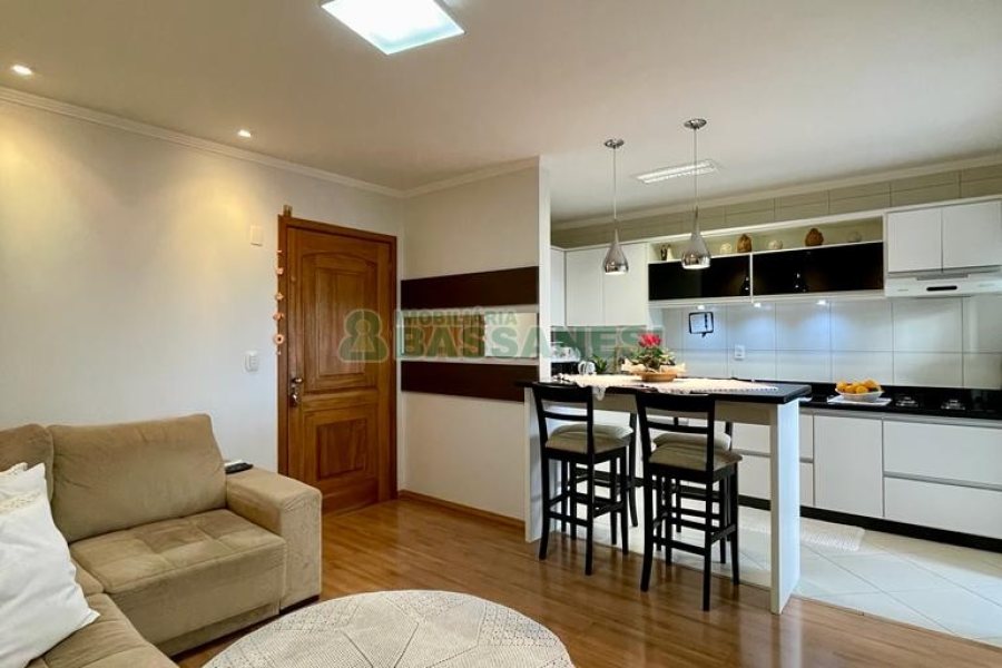 Apartamento com 64m², 2 dormitórios, 1 vaga, no bairro Cidade Nova em Caxias do Sul para Comprar