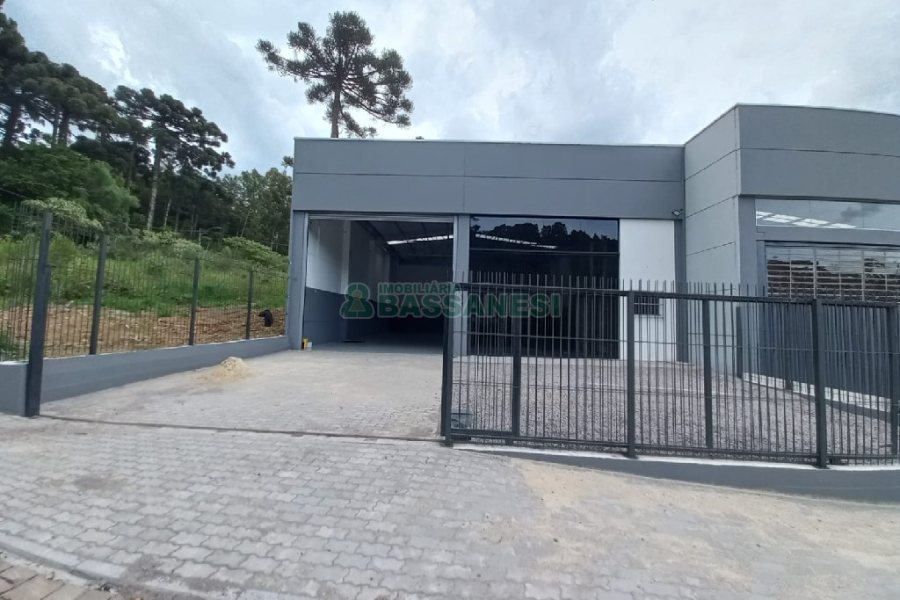 Pavilhão com 320m², no bairro Salgado Filho em Caxias do Sul para Comprar