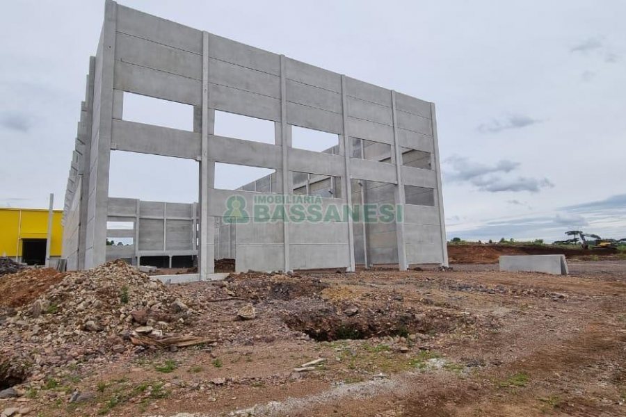 Pavilhão com 4409m², no bairro Distrito Industrial em Caxias do Sul para Alugar