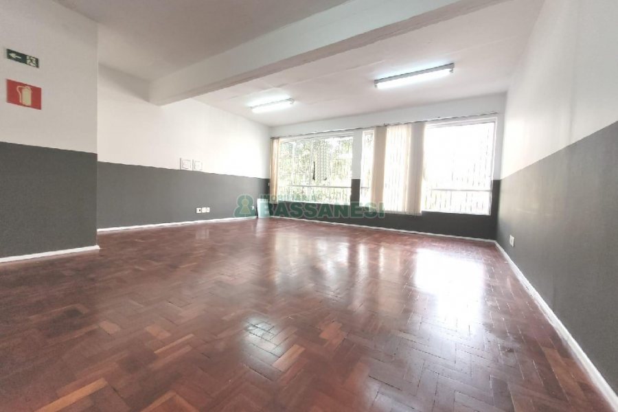 Sala com 80m², no bairro Lourdes em Caxias do Sul para Alugar