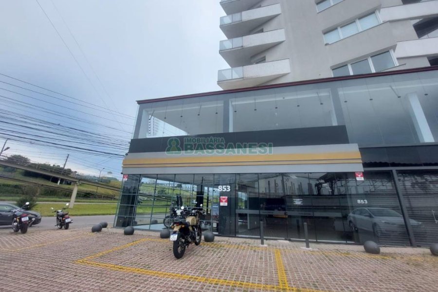 Sobreloja com 970m², no bairro Cinqüentenário em Caxias do Sul para Alugar