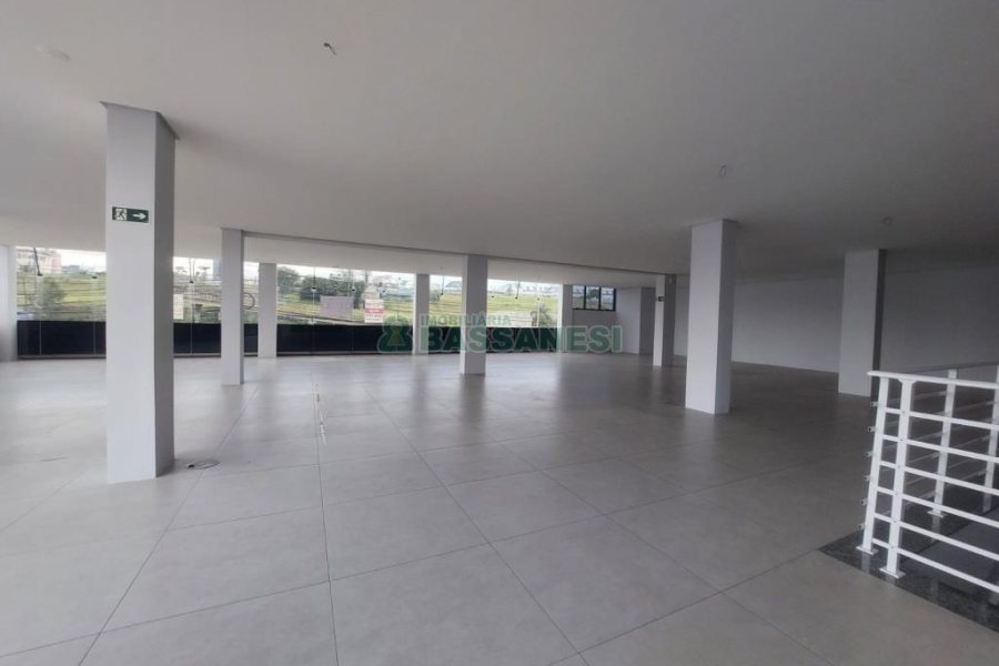 Sobreloja com 970m², no bairro Cinqüentenário em Caxias do Sul para Alugar