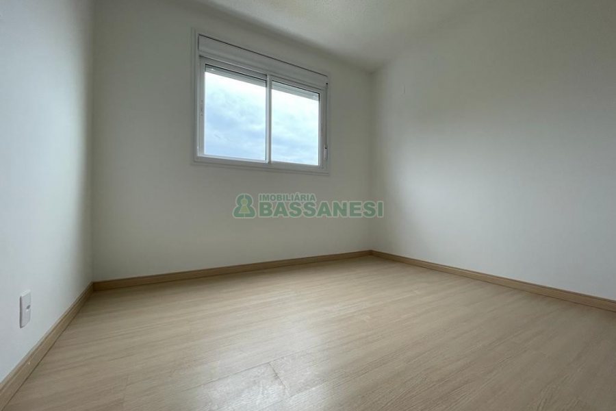 Apartamento com 56m², 2 dormitórios, 1 vaga, no bairro Cidade Nova em Caxias do Sul para Alugar