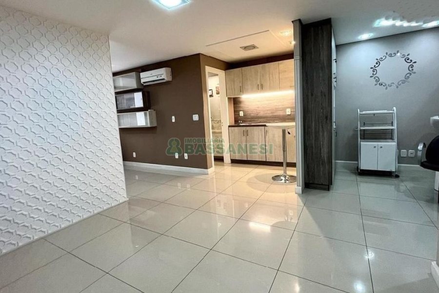 Sala com 52m², no bairro Centro em Caxias do Sul para Comprar