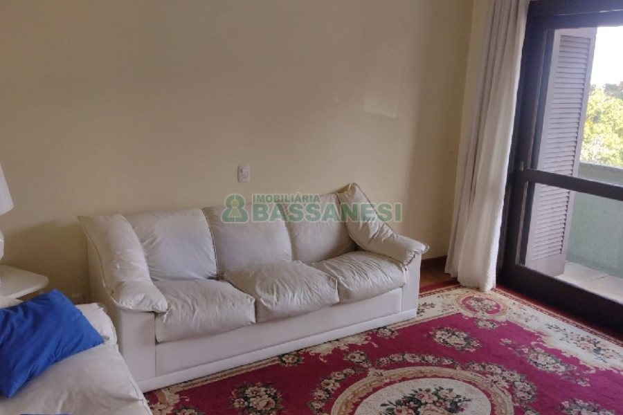 Apartamento com 263m², 4 dormitórios, 2 vagas, no bairro Centro em Caxias do Sul para Comprar