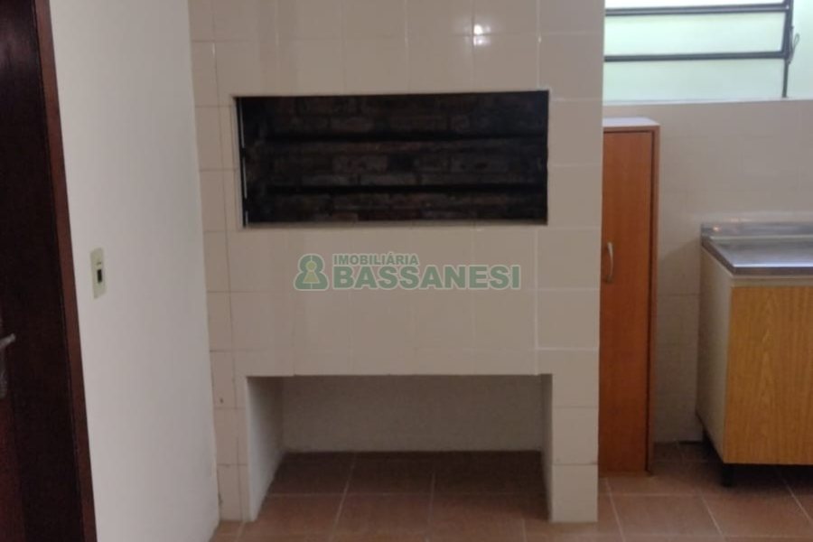 Apartamento com 263m², 4 dormitórios, 2 vagas, no bairro Centro em Caxias do Sul para Comprar