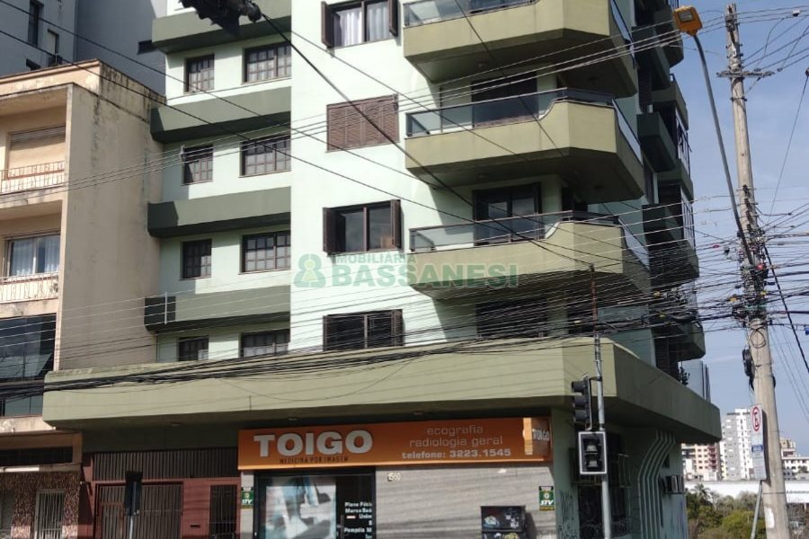 Apartamento com 263m², 4 dormitórios, 2 vagas, no bairro Centro em Caxias do Sul para Comprar