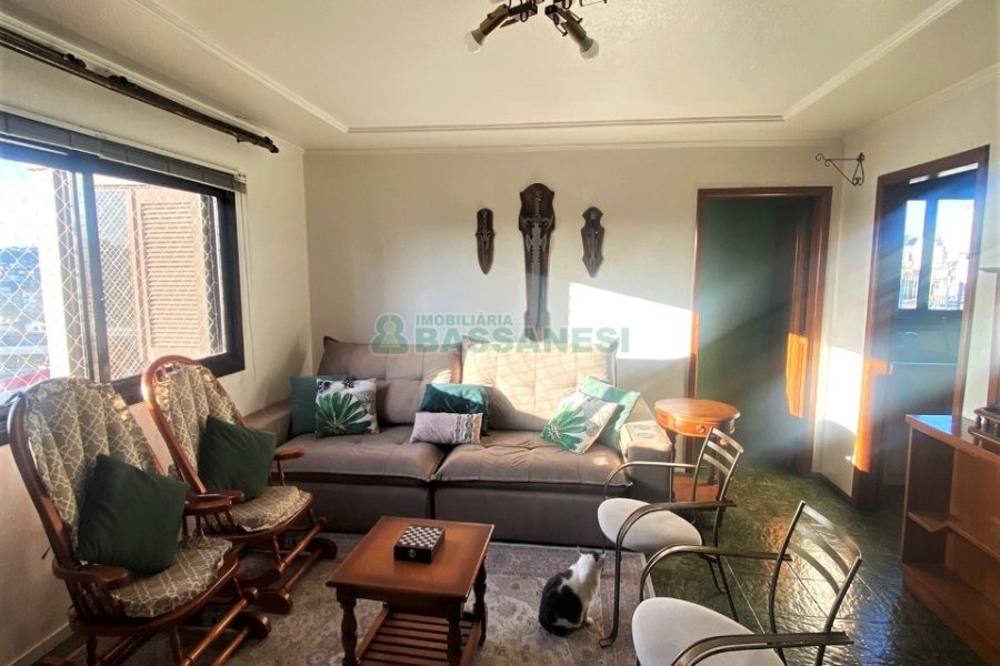 Apartamento com 223m², 4 dormitórios, 3 vagas, no bairro Marechal Floriano em Caxias do Sul para Comprar