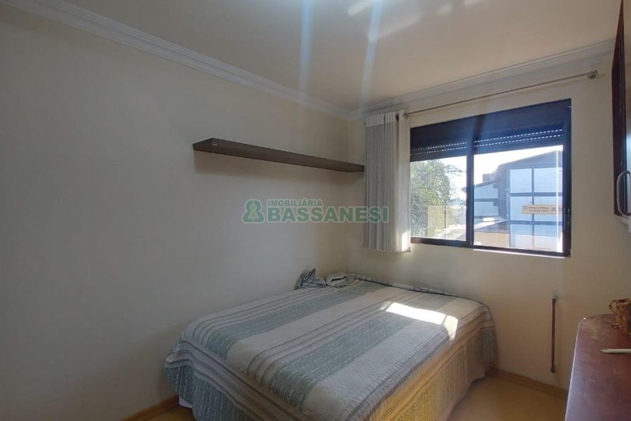 Apto Mobiliado com 193m², 3 dormitórios, 4 vagas, no bairro Pio X em Caxias do Sul para Comprar