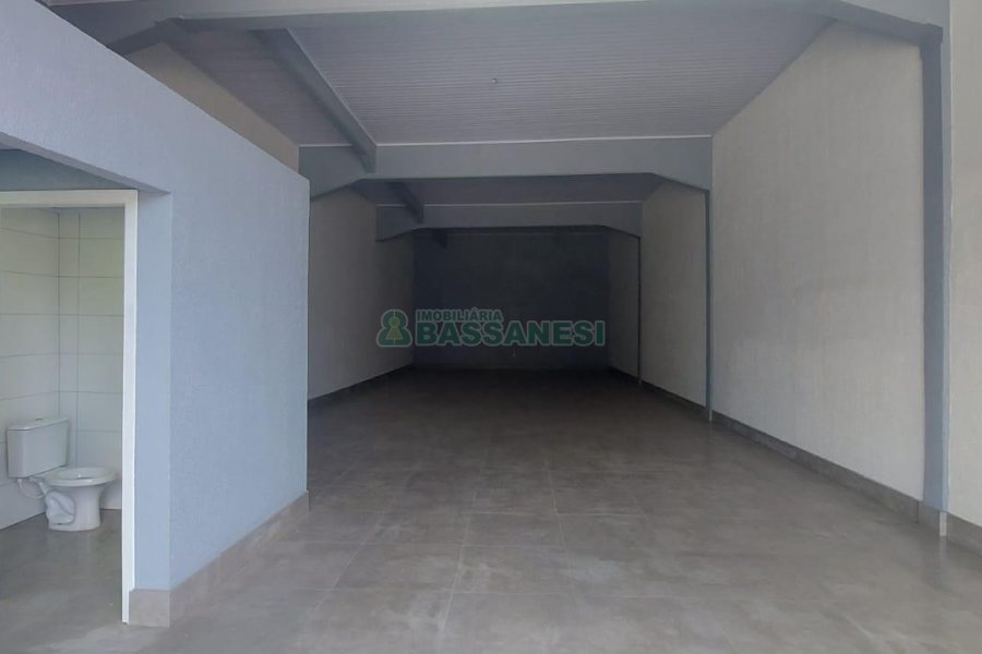 Loja com 114m², no bairro Lourdes em Caxias do Sul para Alugar