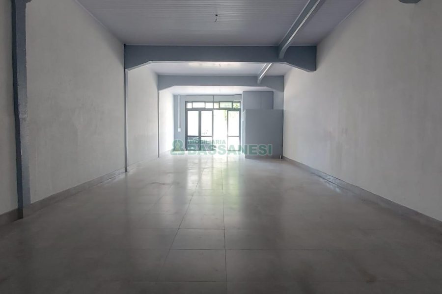 Loja com 114m², no bairro Lourdes em Caxias do Sul para Alugar