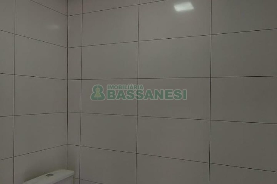 Loja com 114m², no bairro Lourdes em Caxias do Sul para Alugar