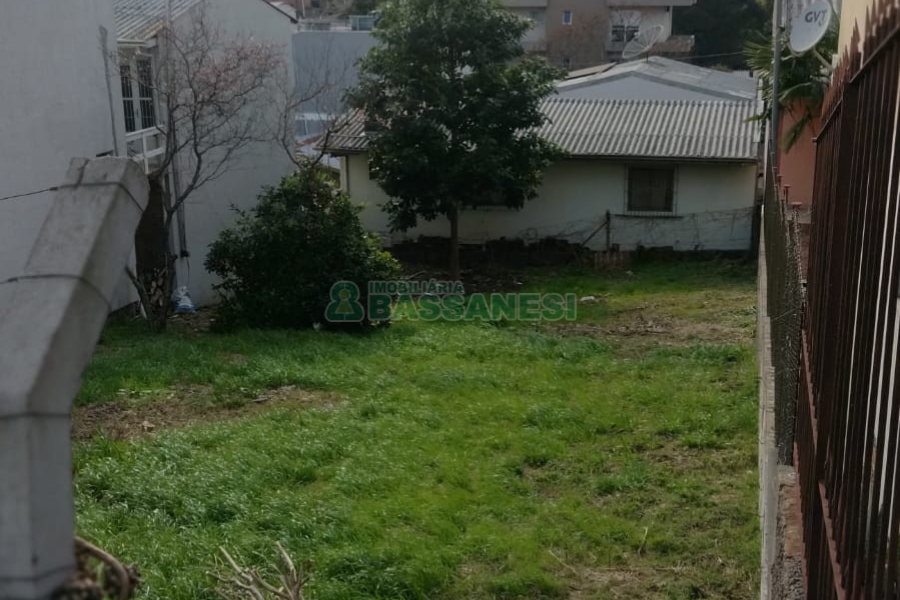Terreno, no bairro Diamantino em Caxias do Sul para Comprar